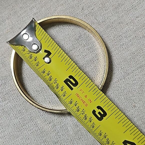 Vintage Gold Plated Diamond Cut Jerusalem Star Bangle Bracelet - Picture 10 of 10